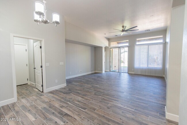 Building Photo - 13602 W Avalon Dr