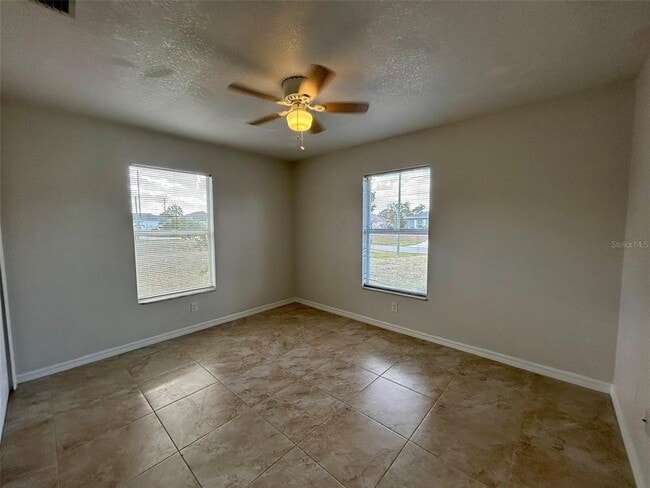 Building Photo - 2348 Cincinnati St