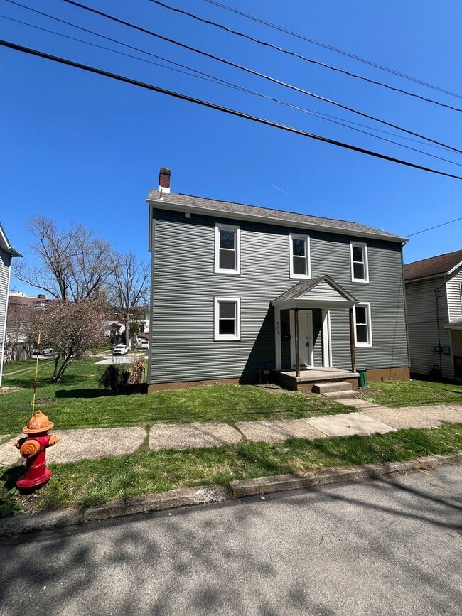 Building Photo - Fully Updated 3-Bed, 2-Bath Home – Greensburg, PA