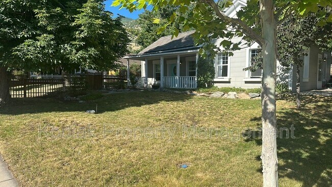 Building Photo - 312 N 100 E