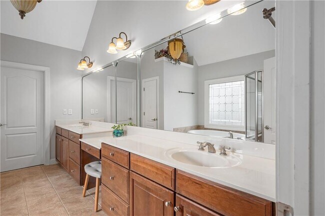 Building Photo - 5945 Broadwater Tr
