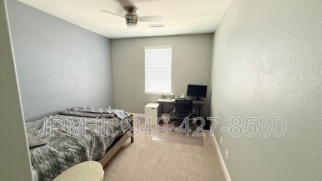 Building Photo - 2715 Trail Rider Dr