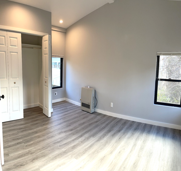 Building Photo - 1441 Josephine St