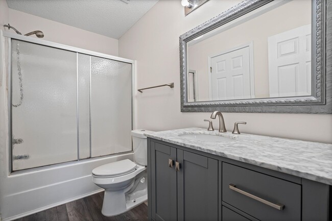 Building Photo - 8729 Three Dean Way