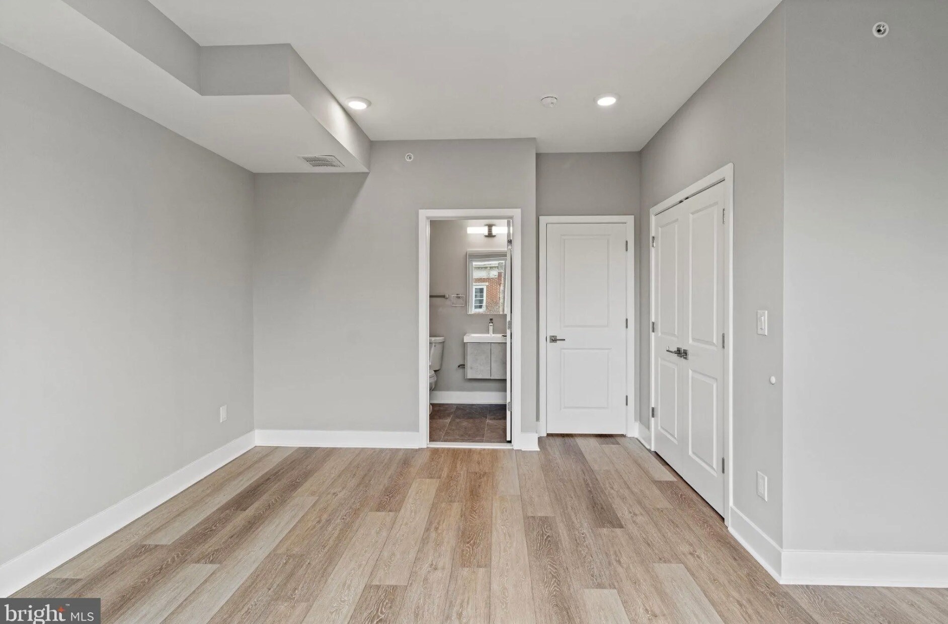 Building Photo - 2112 N 8th St