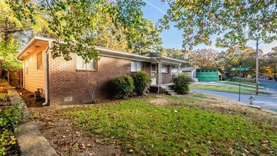 Building Photo - Midtown 3BR Near UAMS w/ Hardwoods, W/D, & Fenced Yard