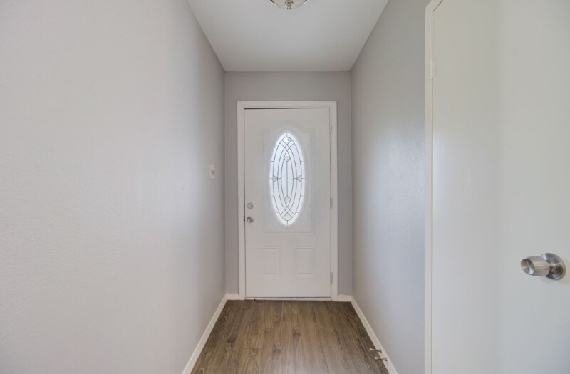 Building Photo - 13614 Larkbrook St