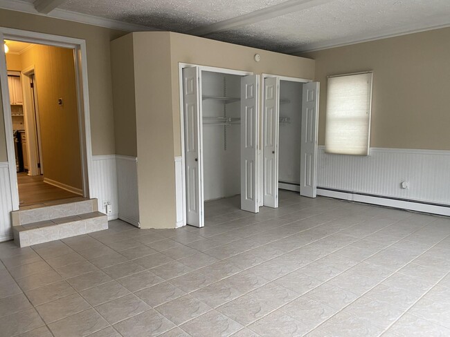 Building Photo - 19 Mill Ln
