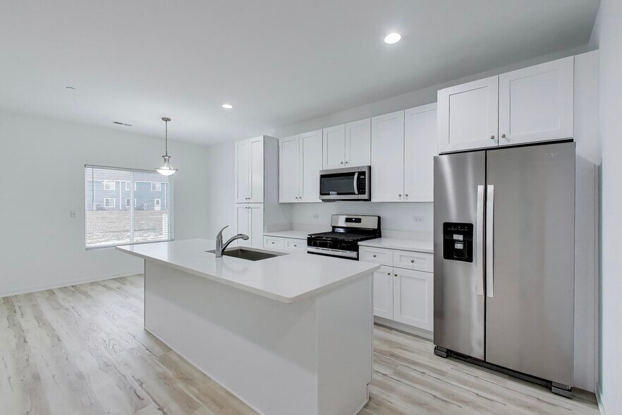 Building Photo - 1234 Gillespie Ln