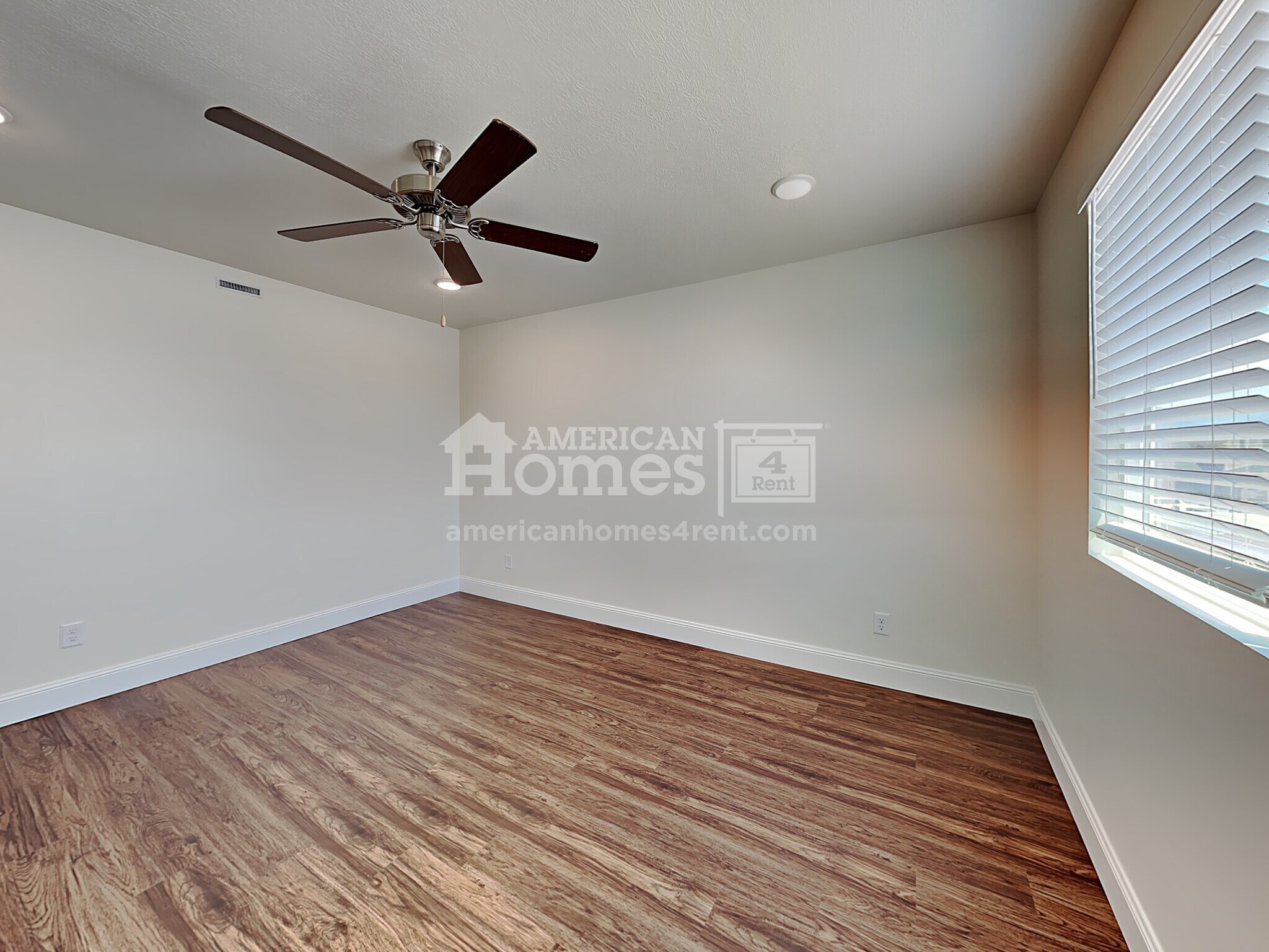 Building Photo - 2625 W 3290 S