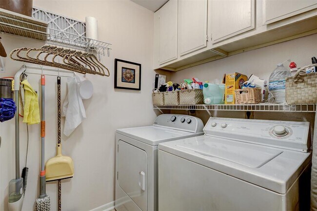Building Photo - 2409 Bering Dr