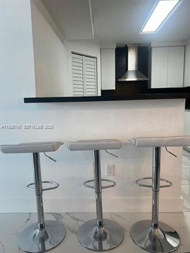 Building Photo - 9273 Collins Ave