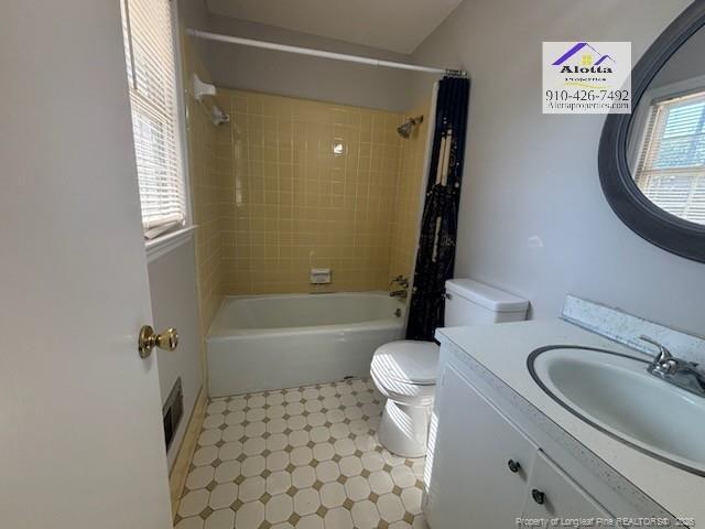 Building Photo - 1505 7th St