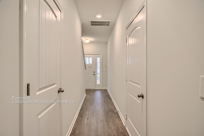 Building Photo - 351 Raines Ct