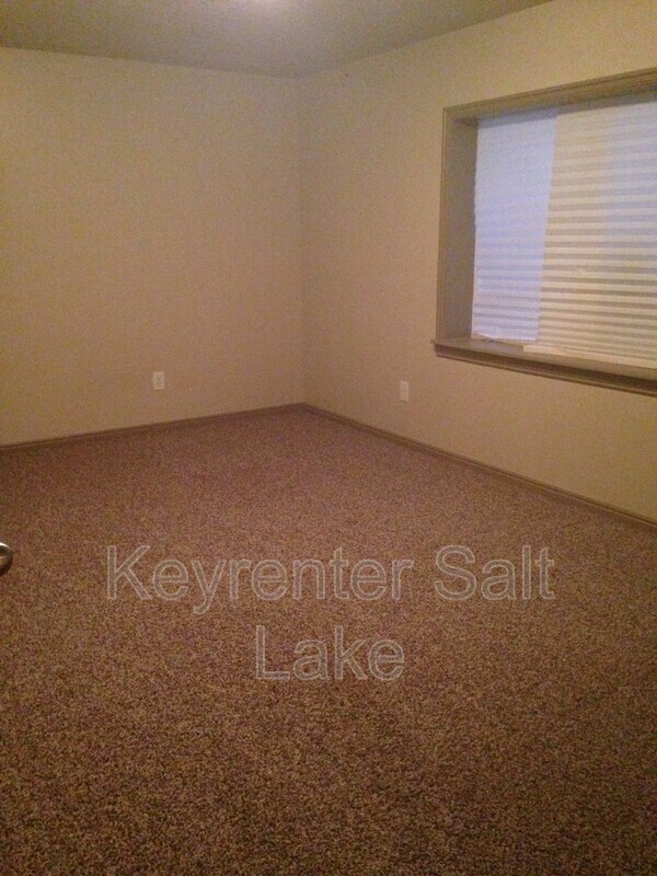 Building Photo - 11637 S Kestrel Rise Rd