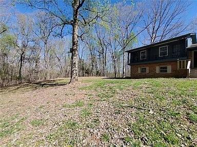 Building Photo - 33 Resty Hughes Cir