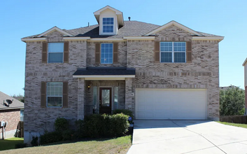 Building Photo - STONE OAK  |  5 BEDROOMS  |  3 BATHS  |  C...