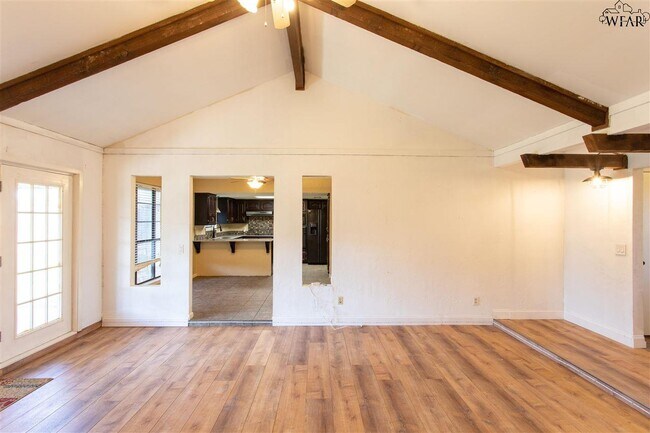 Building Photo - 4614 Spring Shadow Dr