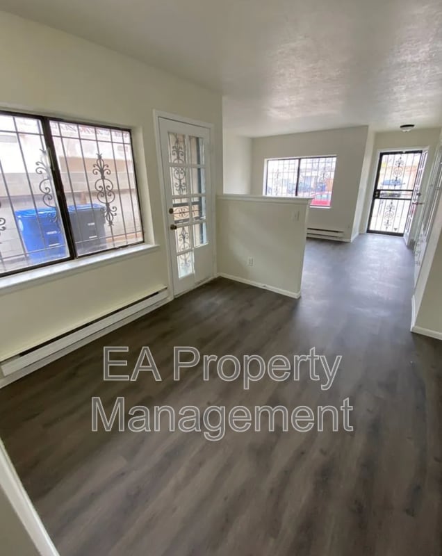 Building Photo - 12912 Marva Pl SE