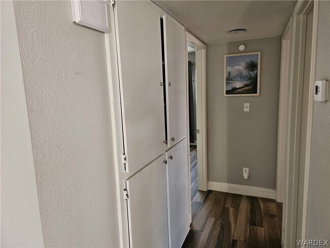 Building Photo - 1201 Puerta Vista