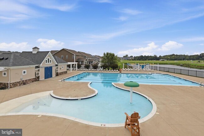 Building Photo - 10302 Spotswood Dr