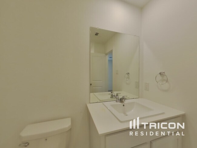Building Photo - 3065 Dawn Sound Dr