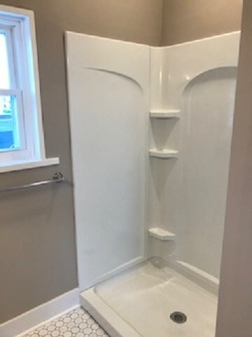 Building Photo - 985 White St