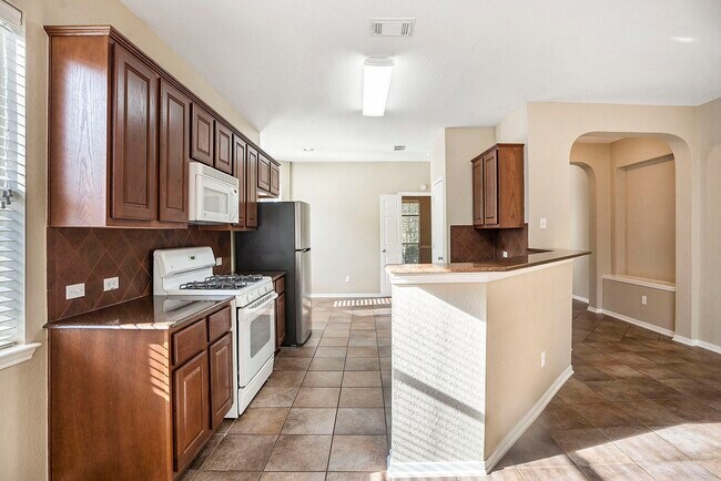 Building Photo - 6185 Galloway Ln
