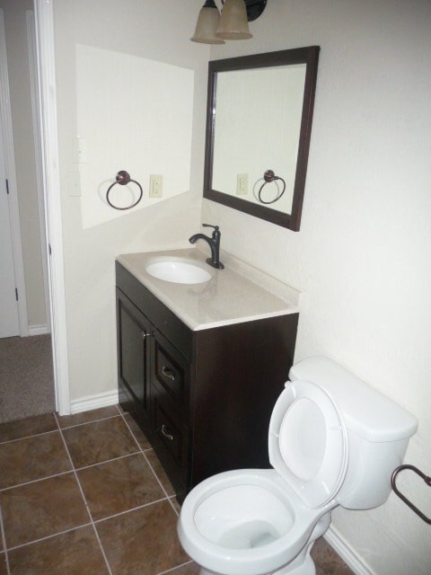 Building Photo - Newly Remodeled