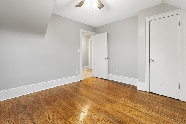 Building Photo - 210 Roanoke St