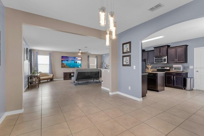 Building Photo - 1930 Kettle Creek Dr