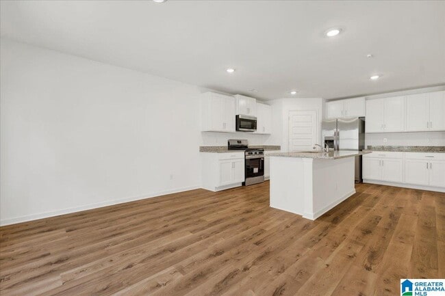 Building Photo - 283 Halifax Ln