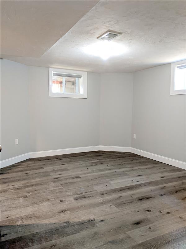 Building Photo - 16 Bowen Ave