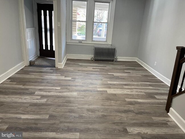 Building Photo - 127 E Coulter St