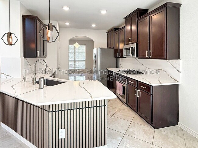 Building Photo - 10228 Tahoka Pl