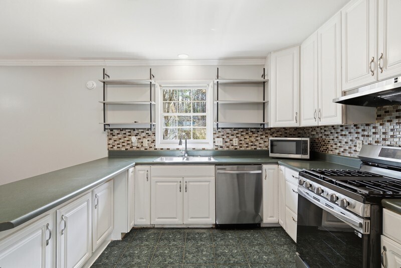 Building Photo - 2351 Emerald Falls Dr