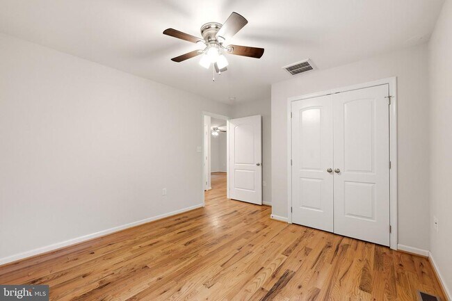 Building Photo - 101 Brier Rabbit Ct