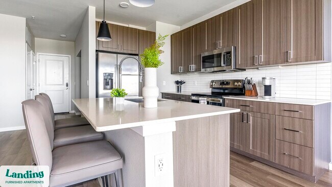 Building Photo - 6850 Foxtail Palm Wy