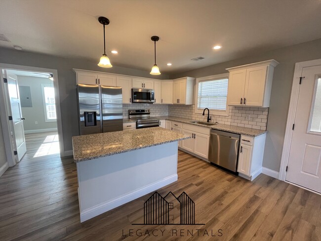 Building Photo - 1039 Judah Bear Blvd
