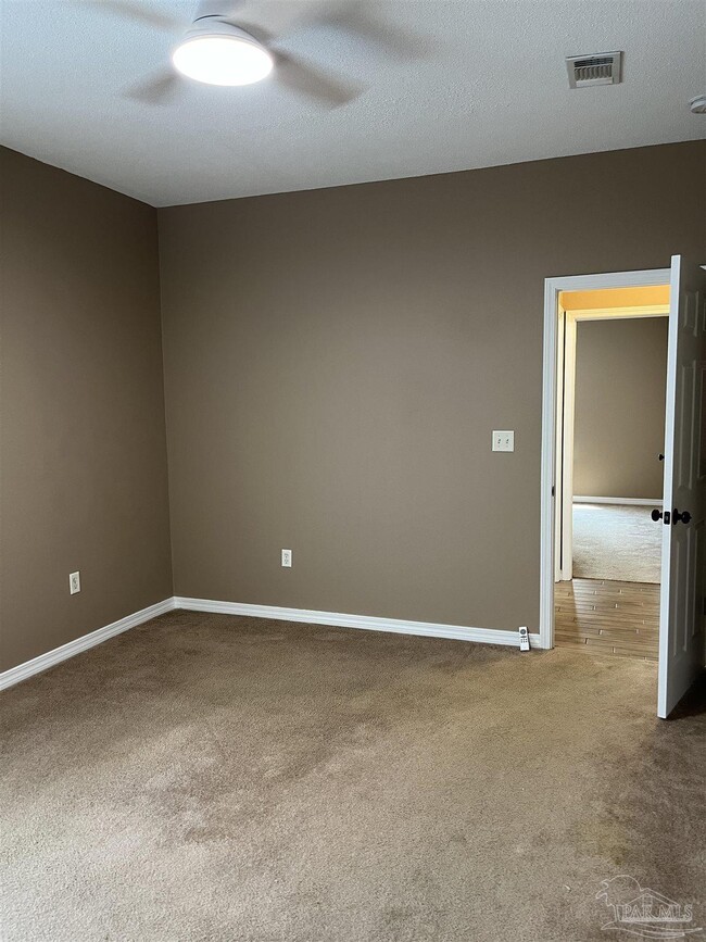 Building Photo - 7320 Mangum Dr