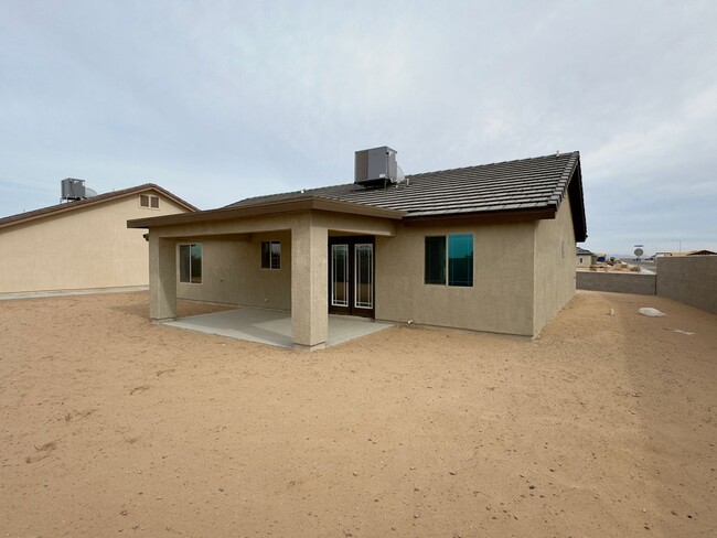 Building Photo - Brand-New 3-Bedroom, 2-Bath Home for Rent ...