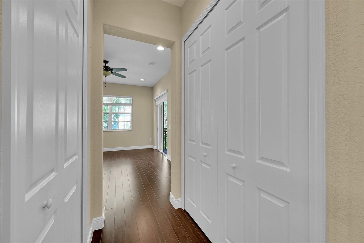 Building Photo - 12805 NW 83rd Ct