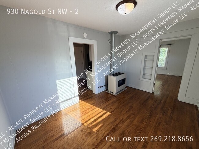 Building Photo - 930 Nagold St NW