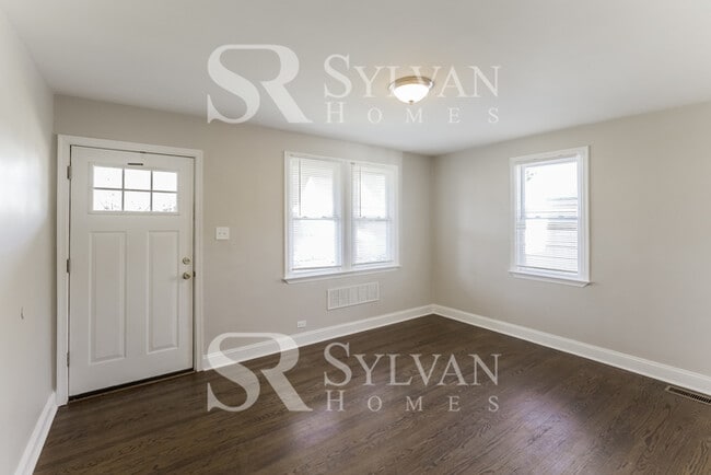 Building Photo - Enjoy living the good life in this 4 bedro...