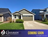 Building Photo - 1525 Stasny Ave SE