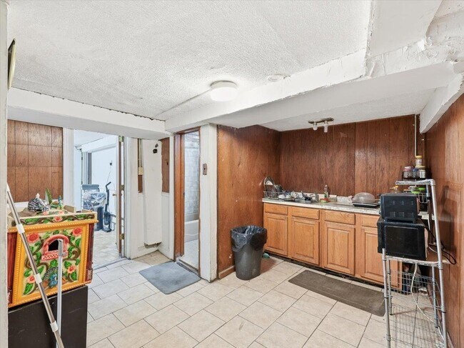 Building Photo - 73 Terrace Ave