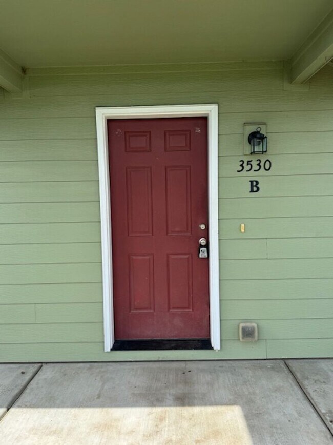 Building Photo - 3530 Britt Ave