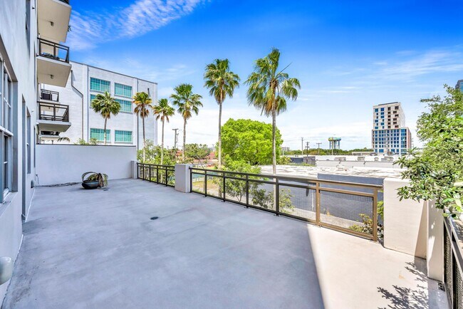 Building Photo - 411 NW 1st Ave