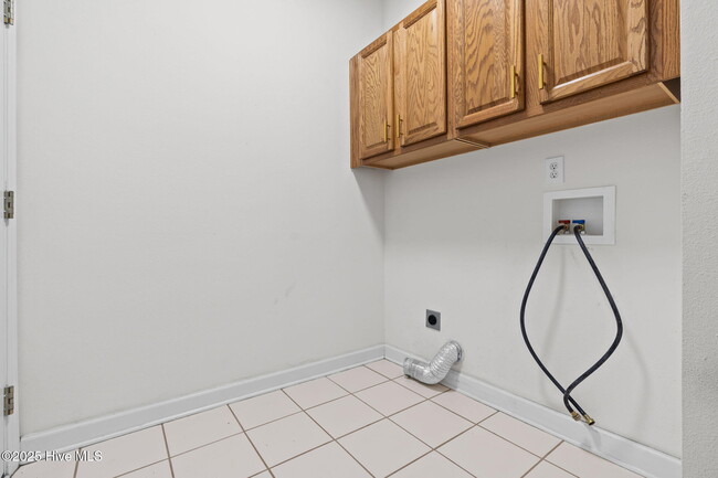 Building Photo - 943 Sandpiper Bay Dr SW