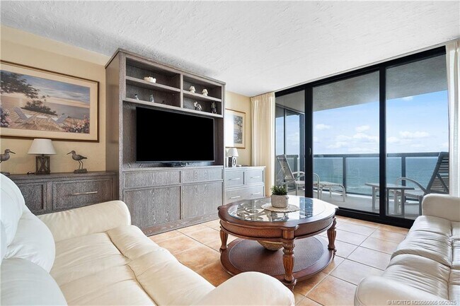 Building Photo - 10410 S Ocean Dr